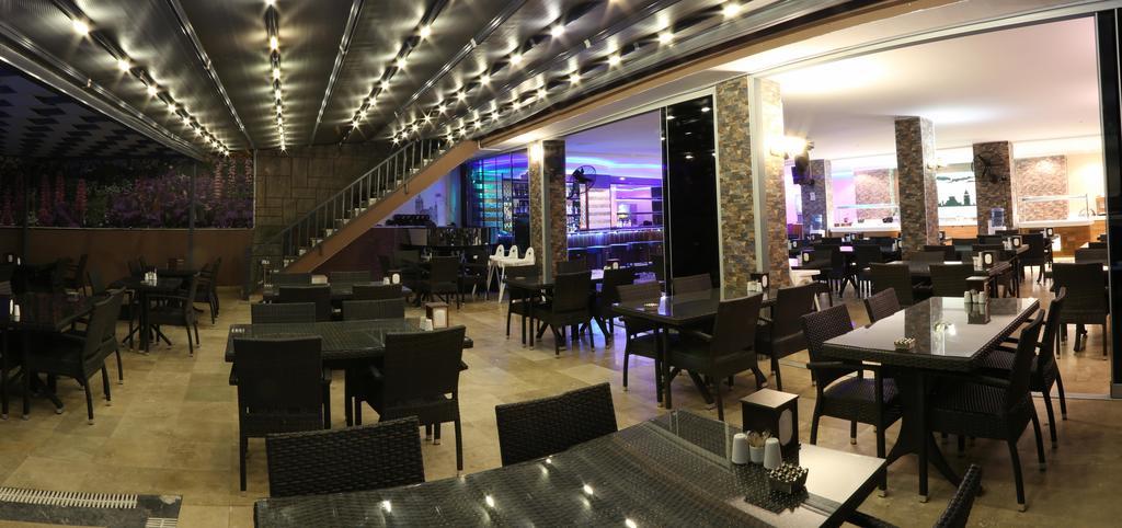 Comet De Luxe Marmaris Buitenkant foto